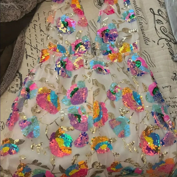 NEW! Embroidered Sequin Floral Sequin Plunging V-Neck Halter Mini Dress - Picture 12 of 14